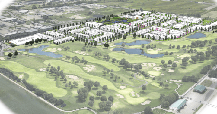 Kelowna farmers push back against proposed land swap involving golf course