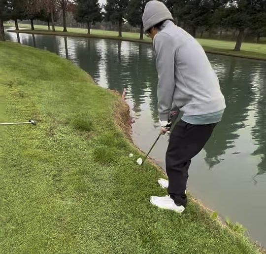 Got my craziest birdie ever on Thanksgiving Morning 🫡🙌🏽