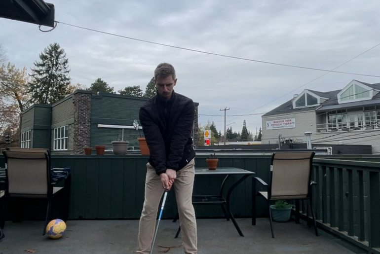 Should my lead knee come in so much?