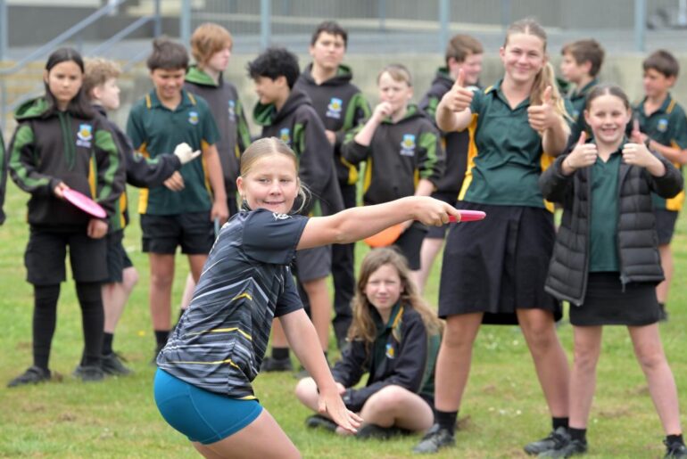 Young Christchurch disc golf champion shares her tricks
