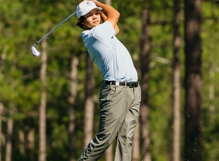 Tiger Woods (left) and son Charlie Woods. AFP Yonhap News Agency