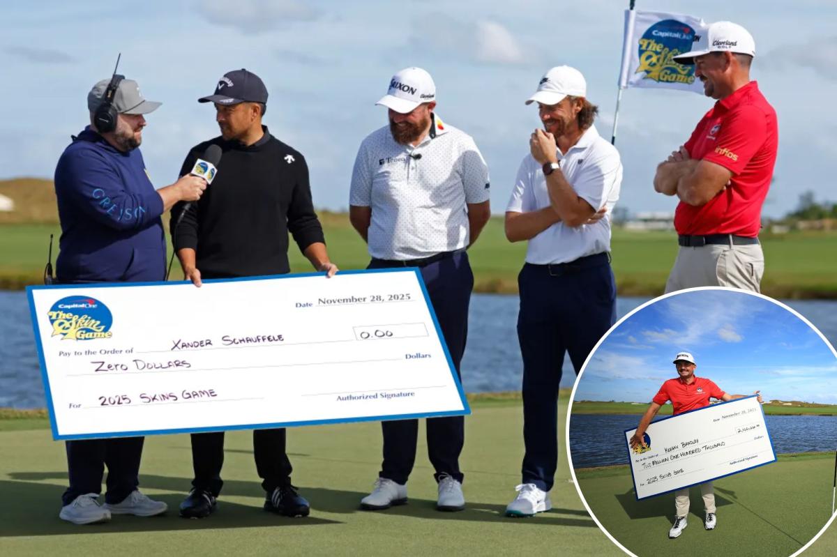 Xander Schauffele awarded 0 check at Skins Game Xander Schauffele awarded 0 check at Skins Game
