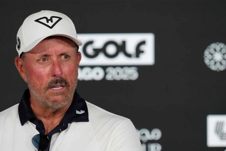 Report alleges Phil Mickelson received inside information on offshore company Report alleges Phil Mickelson received inside information on offshore company