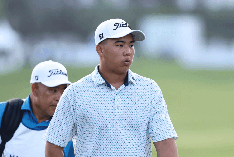 Yanhan Zhou looks on during the 2025 Hainan Open