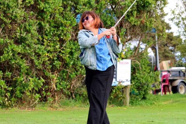 Fundraiser a hole-in-one | Otago Daily Times Online News