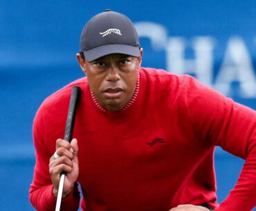 Tiger Woods in play with his trusted Scotty Cameron Putter