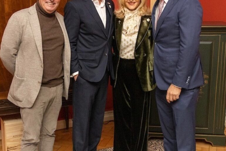 Ann Liguori moderates Dublin golf panel