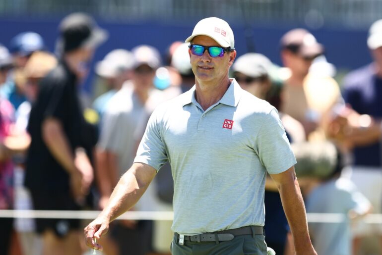 Adam Scott chasing trio of leaders, one working with caddie Steve Williams, at Australian PGA