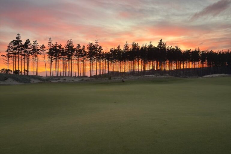 Te Arai Links is a must play if you are in New Zealand