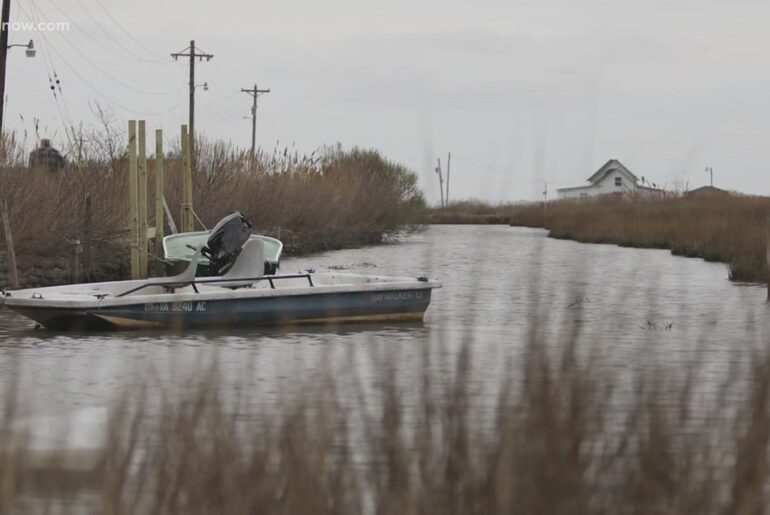 Golf cart crash on Tangier Island kills 1