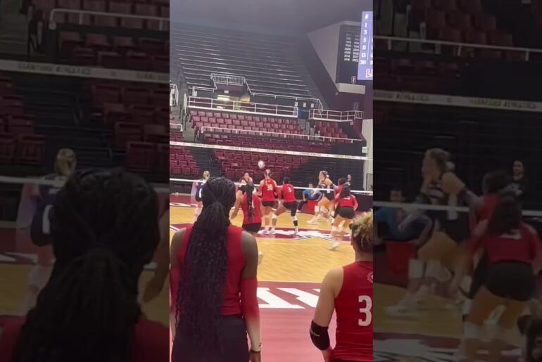 #volleyball  #fyp #waitforit #womensvolleyball