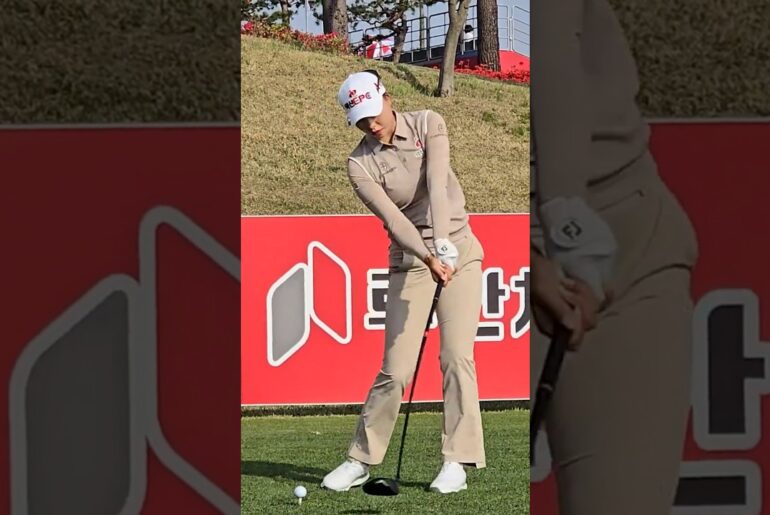 문정민프로 빈스윙 루틴 엿보기 #KOREA#GOLF#KLPGA#미녀#Beauty#골퍼#golfshorts#골프쇼츠#골프#swing#스윙_여행사랑TV