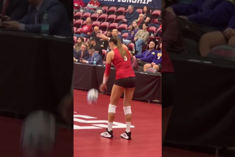 #volleyball  #fyp #waitforit #womensvolleyball