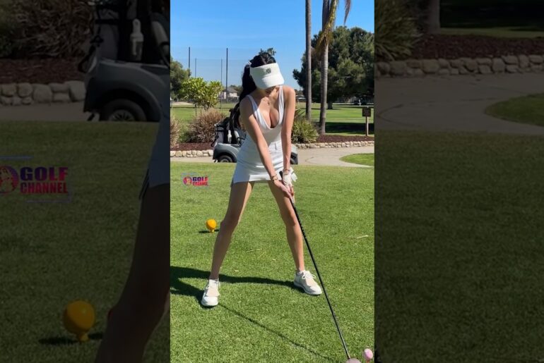 Amazing Golf Swing you need to see | Golf Girl awesome swing | Golf shorts | Jazz