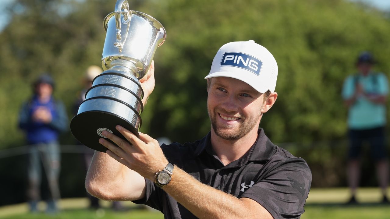 Neergaard-Petersen claims first major title at Australian Open Neergaard-Petersen claims first major title at Australian Open