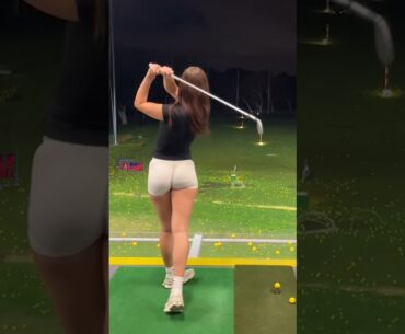 Amazing Golf Swing you need to see | Golf Girl awesome swing | Golf shorts | MOLLIE LOUISE WHITE