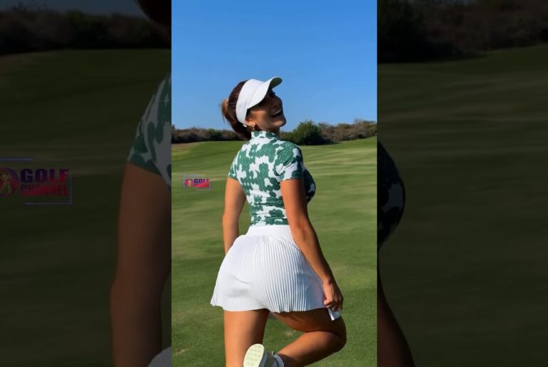 Amazing Golf Swing you need to see | Golf Girl awesome swing | Golf shorts | KAROL PRISCILLA