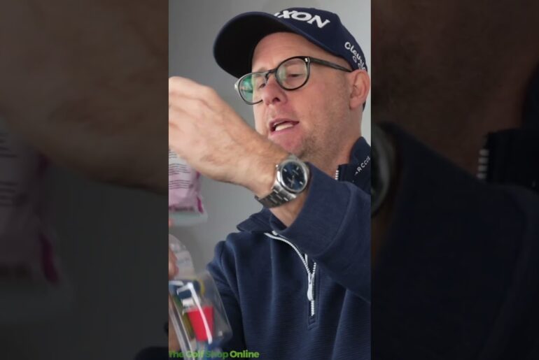 Rubber golf tees change everything in winter #golf #golftips #shorts