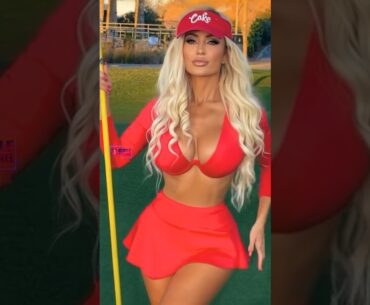 Amazing Golf Swing you need to see | Golf Girl awesome swing | Golf shorts | LoIa