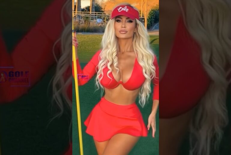 Amazing Golf Swing you need to see | Golf Girl awesome swing | Golf shorts | LoIa