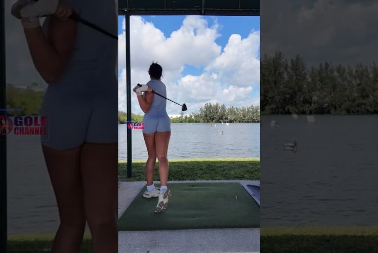Amazing Golf Swing you need to see | Golf Girl awesome swing | Golf shorts | Kae