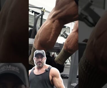 #IFBBPro #AntoineVaillant Shares His Top 5 #CalfExercises