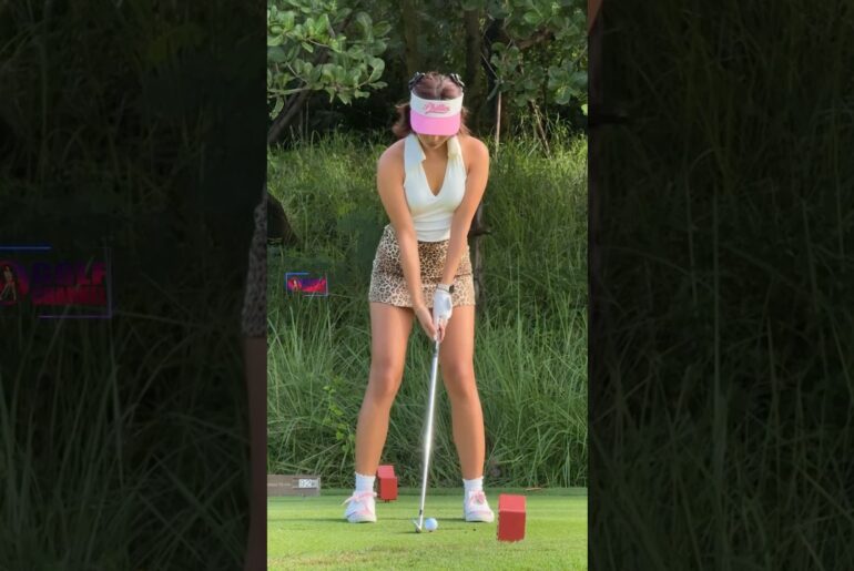 Amazing Golf Swing you need to see | Golf Girl awesome swing | Golf shorts | Dani Sun