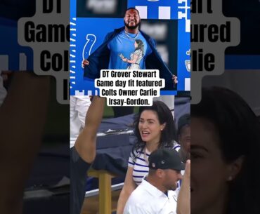 Always with the team 😌 (@colts)