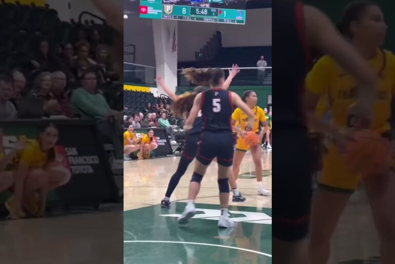 #basketball #fyp #waitforit #womensbasketball