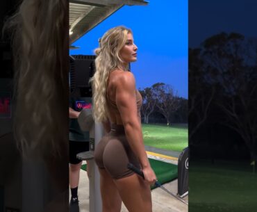 Amazing Golf Swing you need to see | Golf Girl awesome swing | Golf shorts | Emma Hartley