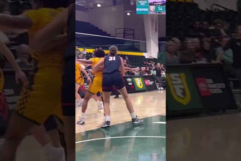 #basketball #fyp #waitforit #womensbasketball