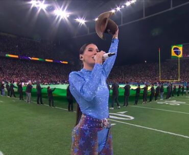 Ana Castela Sings The Brazilian National Anthem | Chiefs vs Chargers Week 1