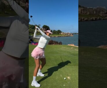 Amazing Golf Swing you need to see | Golf Girl awesome swing | Golf shorts | Dani Sun