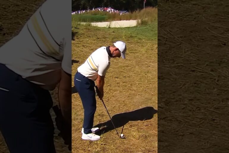 RIDICULOUS recovery from McIlroy! 😵