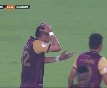 ¡Sebastián Guzmán se va expulsado en Tolima por esta jugada con Teófilo Gutiérrez!