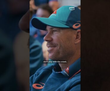 This is the warning Australia's cricket players get from their security before an Ashes series ⚠️🇦🇺