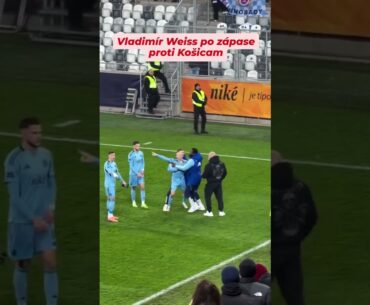 Vladimíra Weissa mladšieho museli po zápase krotiť spoluhráči #sportnet #Weiss #slovanbratislava
