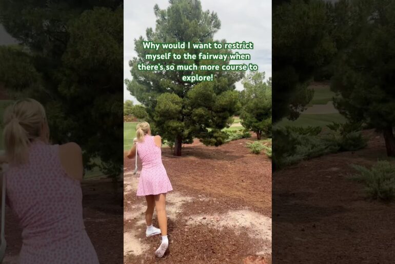 lol 🤣 #cartgirl #golf #golfhumor #golfers #funny #golfer #golfgear #golfgirls