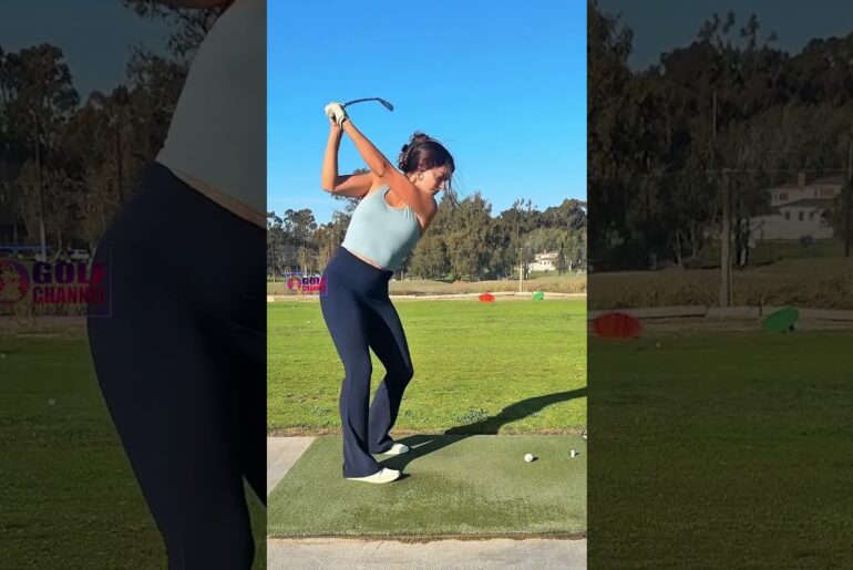 Amazing Golf Swing you need to see | Golf Girl awesome swing | Golf shorts | KAROL PRISCILLA