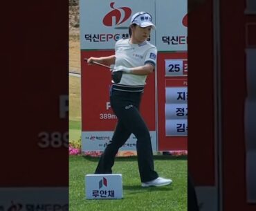 KLPGA 원탑 연습벌레.오늘도 역시나 1초도 쉬지 않고 열심히 열심히.김수지프로 #KOREA#GOLF#KLPGA#미녀#Beauty#골퍼#golfshorts#골프쇼츠#골프