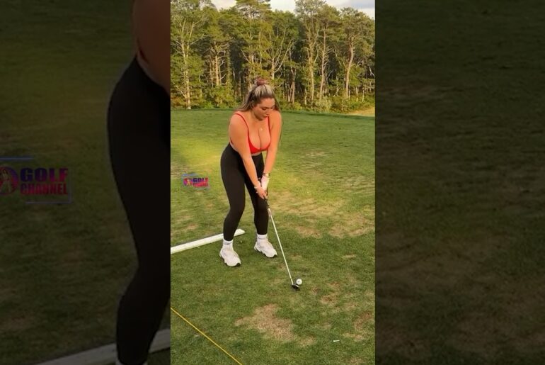 Amazing Golf Swing you need to see | Golf Girl awesome swing | Golf shorts | Lexis Deanna