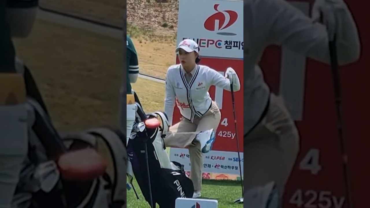 이 자세로 스트레칭 하면 너무너무 시원하답니다.문정민프로 스트레칭 #KOREA#GOLF#KLPGA#미녀#Beauty#골퍼#golfshorts#골프쇼츠#골프#swing#스윙_여행사랑