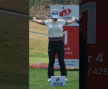 6승.46억원.250의 장타.그린적중률 1위.그냥 나오는게 아니네요.연습벌레 김수지프로 #KOREA#GOLF#KLPGA#미녀#Beauty#골퍼#golfshorts#골프쇼츠#골프