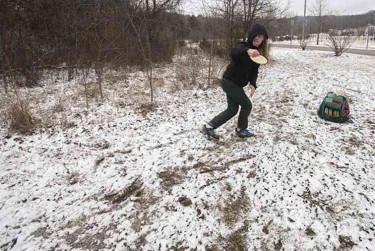 Disc Golf Association’s weekend exchange and giveaway offers holiday fun in Fayetteville