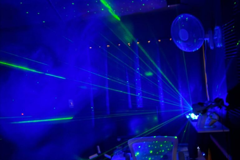 Golf sim in club mode