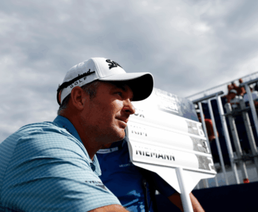 Golf: Ryan Fox battles Melbourne wind to lead Australian Open