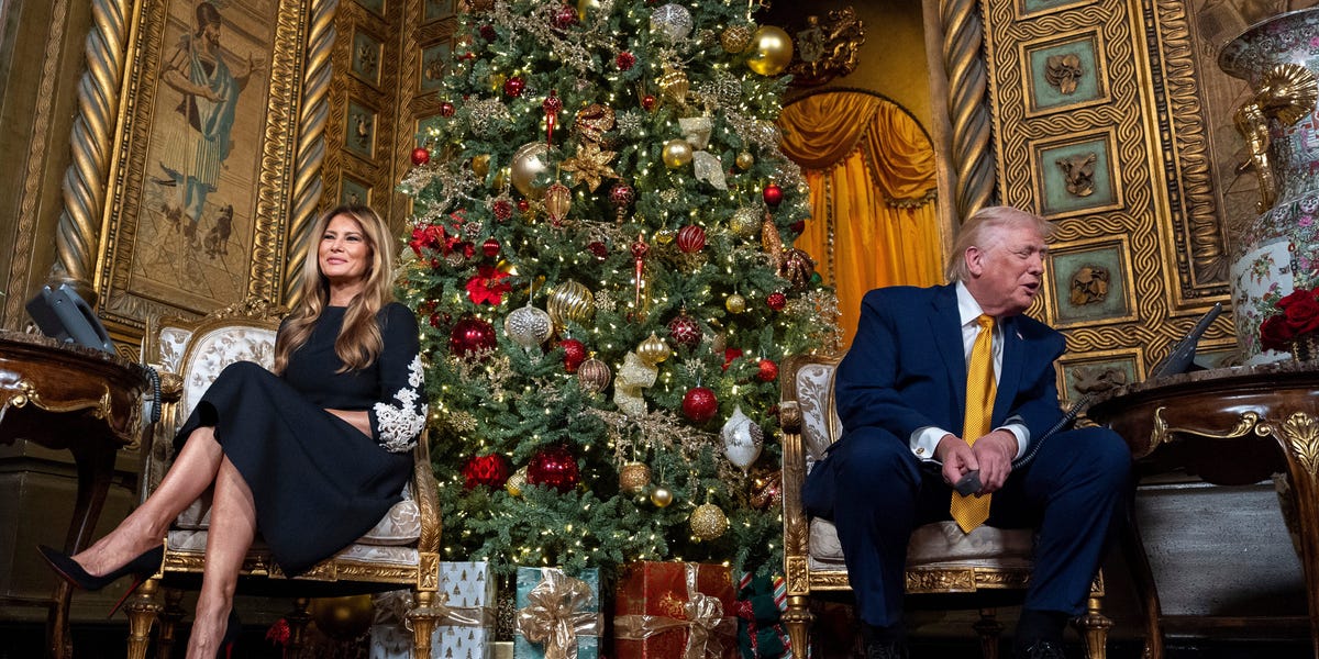 Donald Trump and Melania’s Mar-a-Lago Christmas Celebrations: Photos Donald Trump and Melania's Mar-a-Lago Christmas Celebrations: Photos