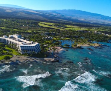 Mauna Lani lives up to its name with breathtaking golf
