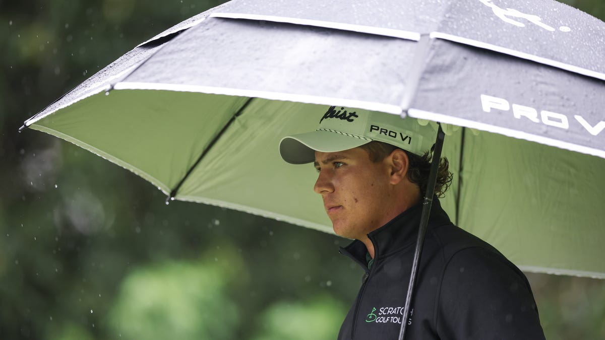 Deluge at DP World Tour event forces change to hole Deluge at DP World Tour event forces change to hole