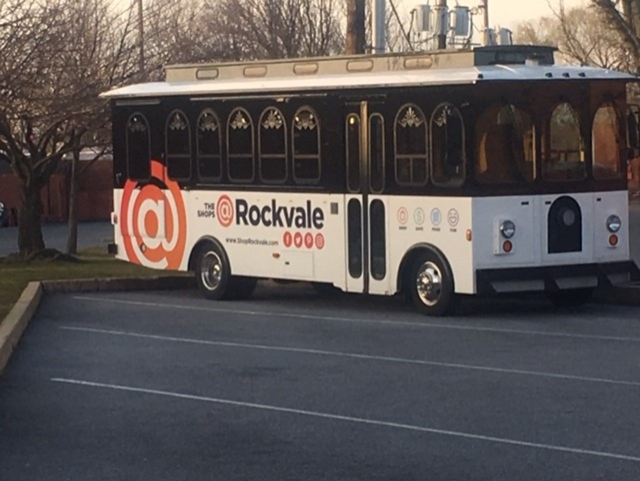 Indoor golf center, baseball training facility, gym, more to open at Lancaster County shopping center Mostly Sunny